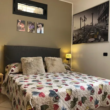 Grace House Monolocale By Logicasa Como